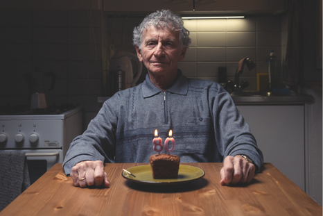 Peter (80.) ein alleinstehender und einsamer Senior von Obwalden